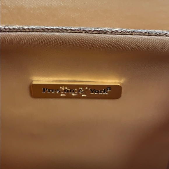 PRESTON & YORK Gold Bucket Bag Crossbody 6”x4.5” - Picture 7 of 7